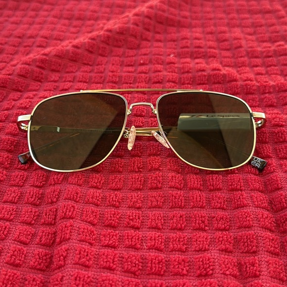 Le Specs The Charmer in Gold & Khaki Mono sunglasses main image 4